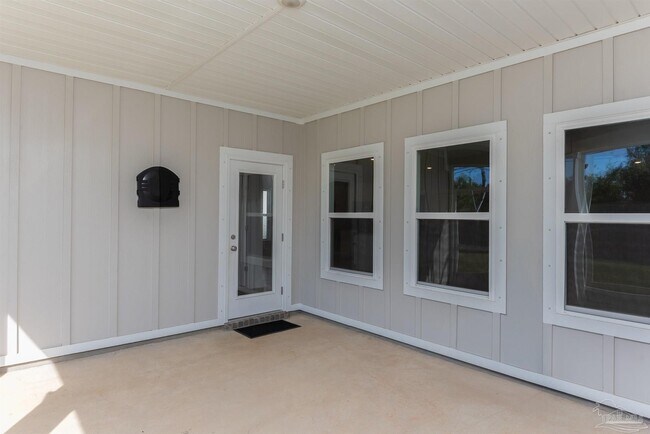 Building Photo - 10629 Davenport Lp