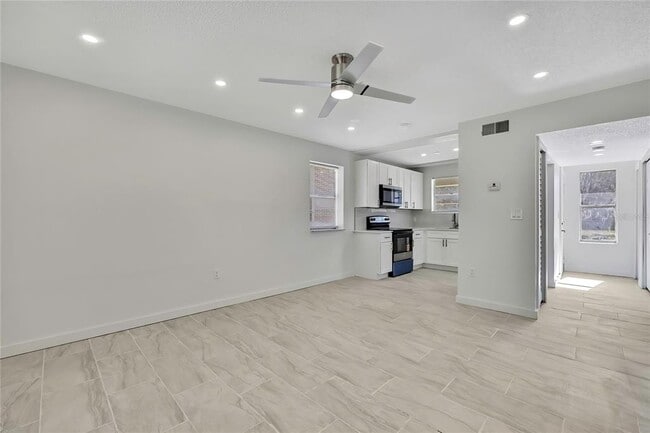 Building Photo - 10987 W Tidewater Cir