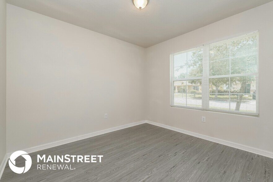 Building Photo - 9538 Highland Ridge Dr