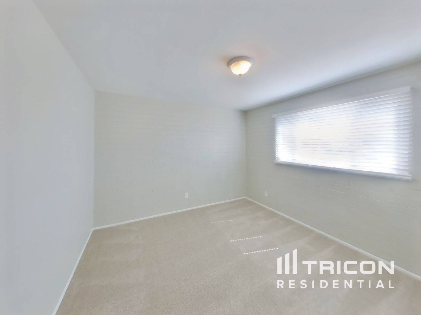 Building Photo - 6006 W Medlock Dr