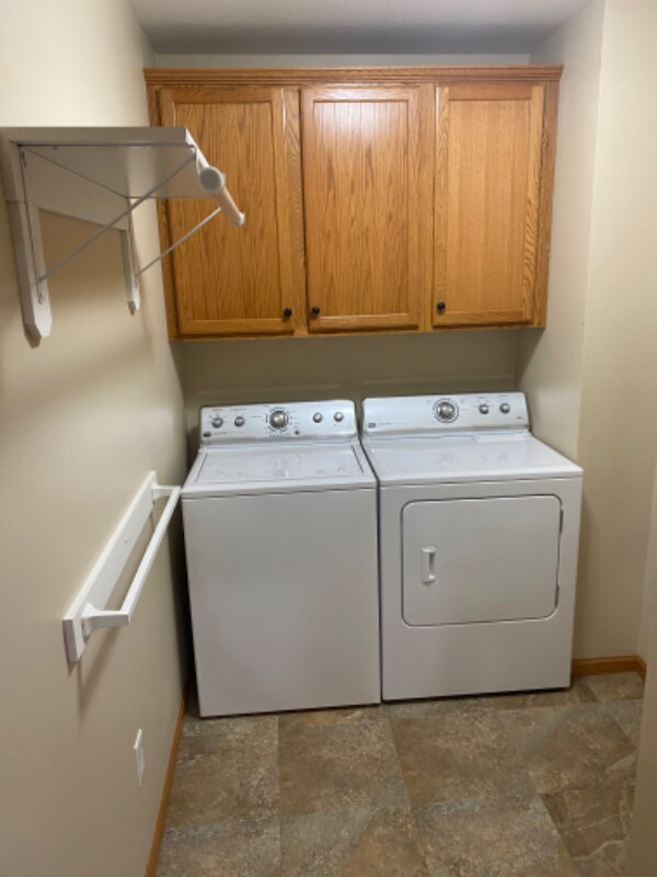 Building Photo - 4626 35 St NW