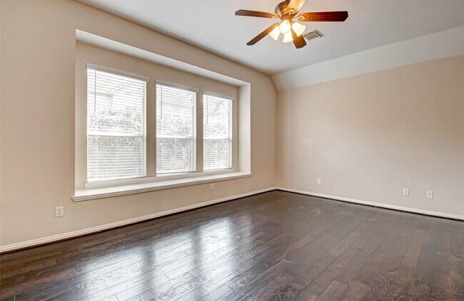 Building Photo - 75 Tapestry Forest Pl