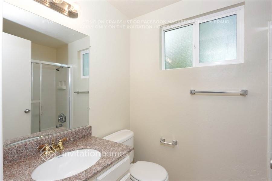 Building Photo - 130 Almanor Dr