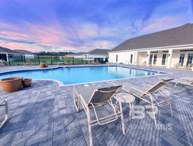 Building Photo - 3840 Casita Cir