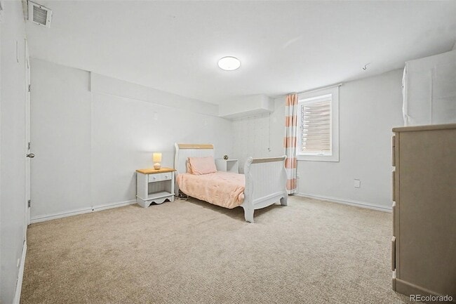 Building Photo - 11467 E Amherst Cir S
