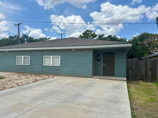 Primary Photo - 4506 Avenue T