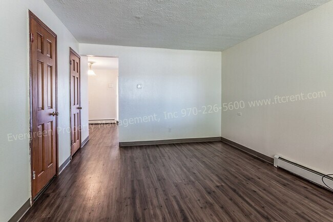 Building Photo - 1606 N Estrella Ave