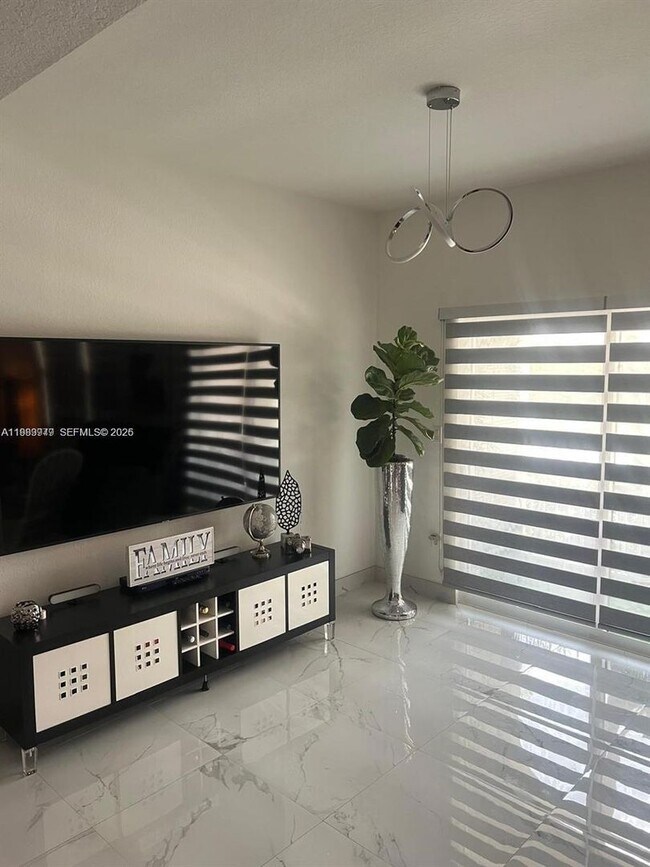 Building Photo - 11501 NW 89th St