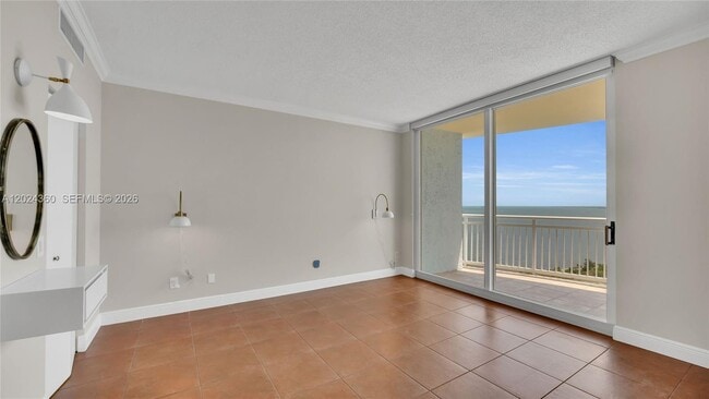 Building Photo - 2475 Brickell Ave