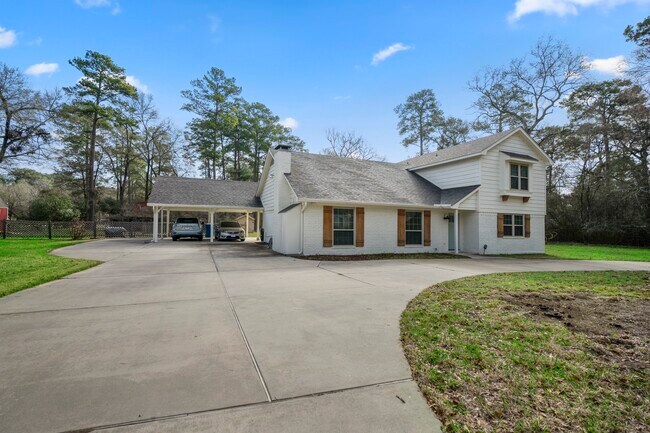 Building Photo - 15347 Conroe Dr