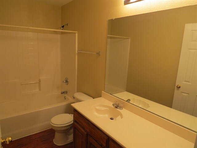 Building Photo - 2545 Big Spring Dr