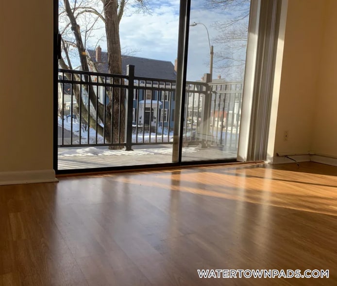 Building Photo - 245 Main St