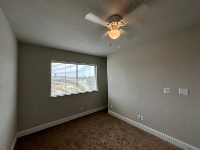 Building Photo - 7813 Savanah Brooks, Live Oak, TX. 78233