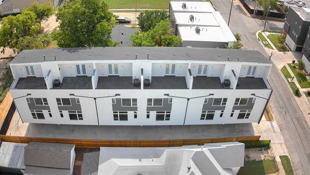 Building Photo - 4210 Roseland Ave