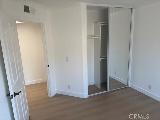 Building Photo - 5340 Las Virgenes Rd