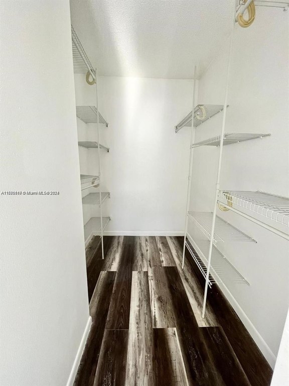 Building Photo - 20825 NE 8th Ct