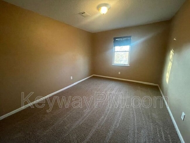 Building Photo - 331 Avery Landing