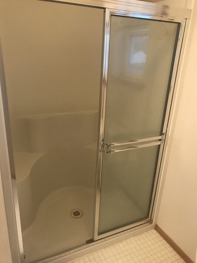 Building Photo - 1506-1508 SW Athens Ave