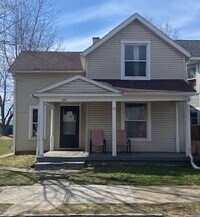 Building Photo - 3 bed 1 bath close to everything in Dayton!