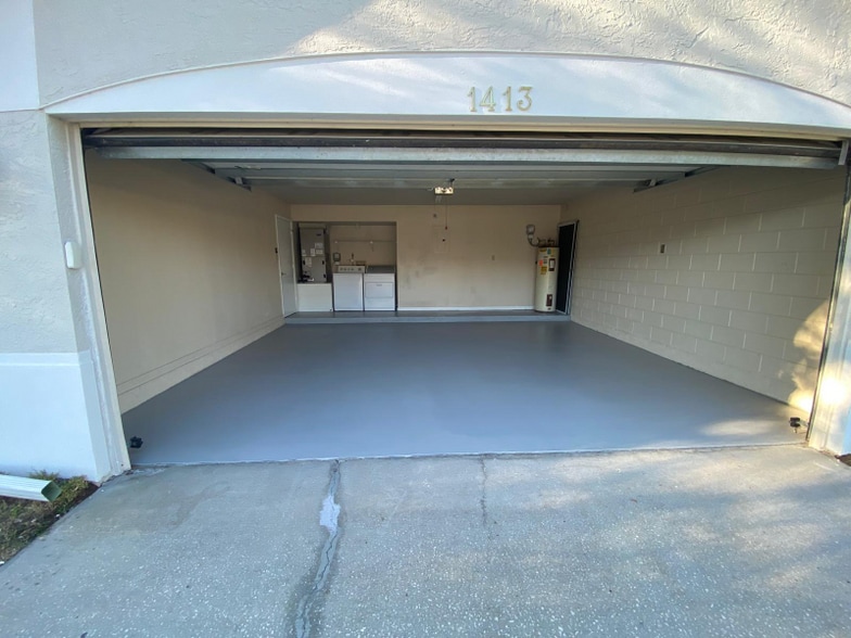 Building Photo - 1413 Abberton Dr