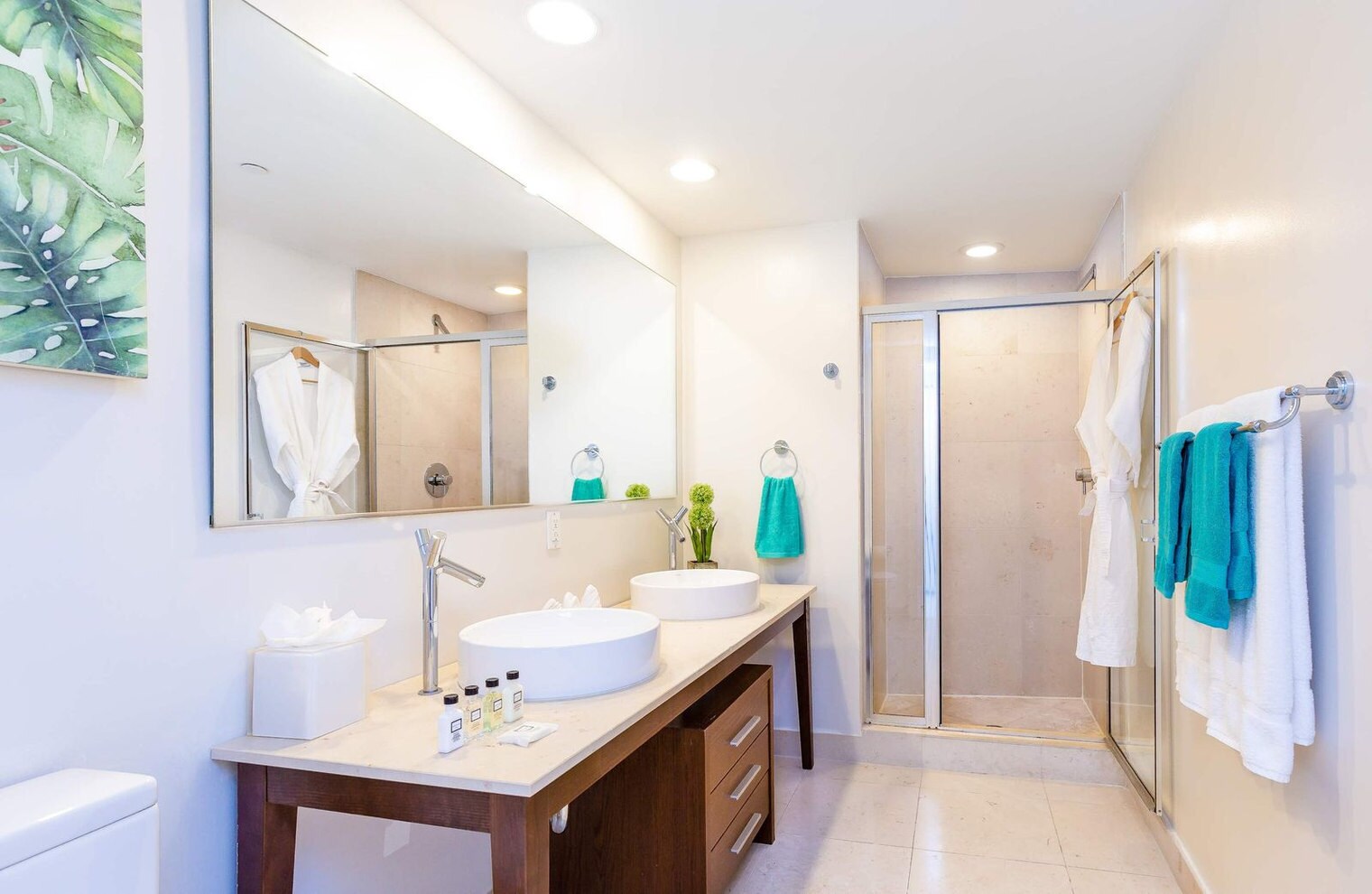 Building Photo - 485 Brickell Ave