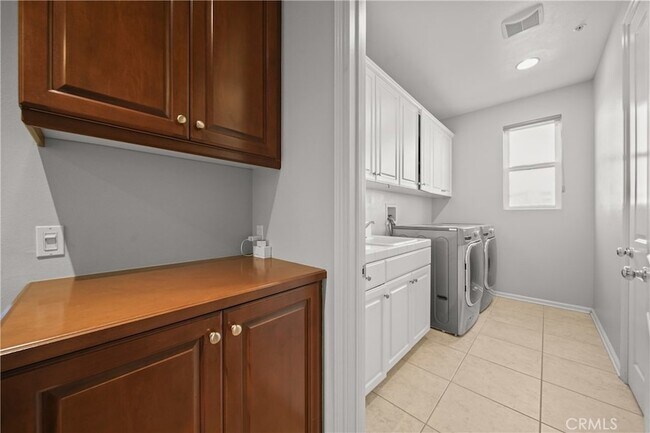 Building Photo - 11662 N Ricasoli Way