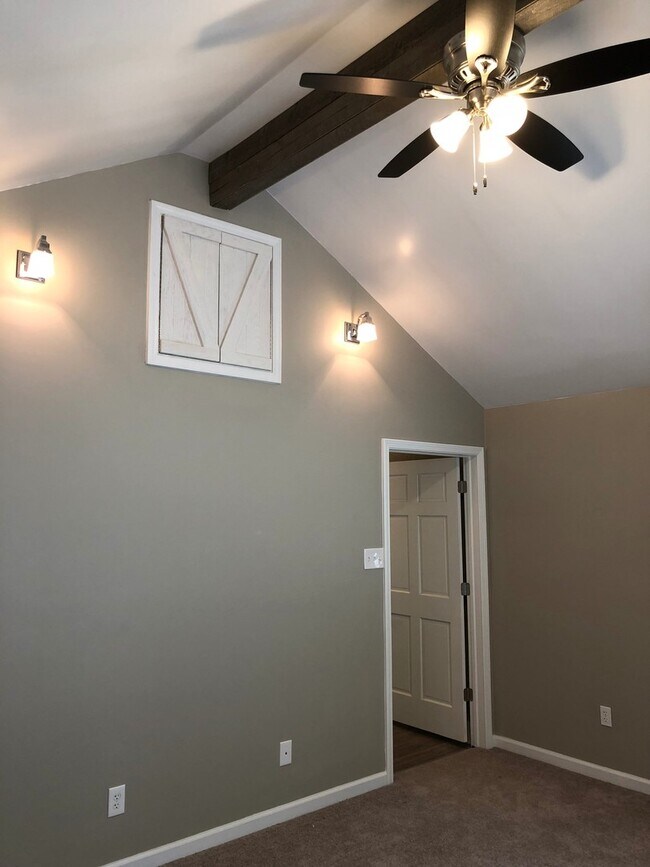 Building Photo - *******2-bed/1-bath COMPLETELY RENOVATED HOME FOR RENT in Bridgeville!*****