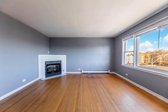 Building Photo - 7718 S Jeffery Blvd