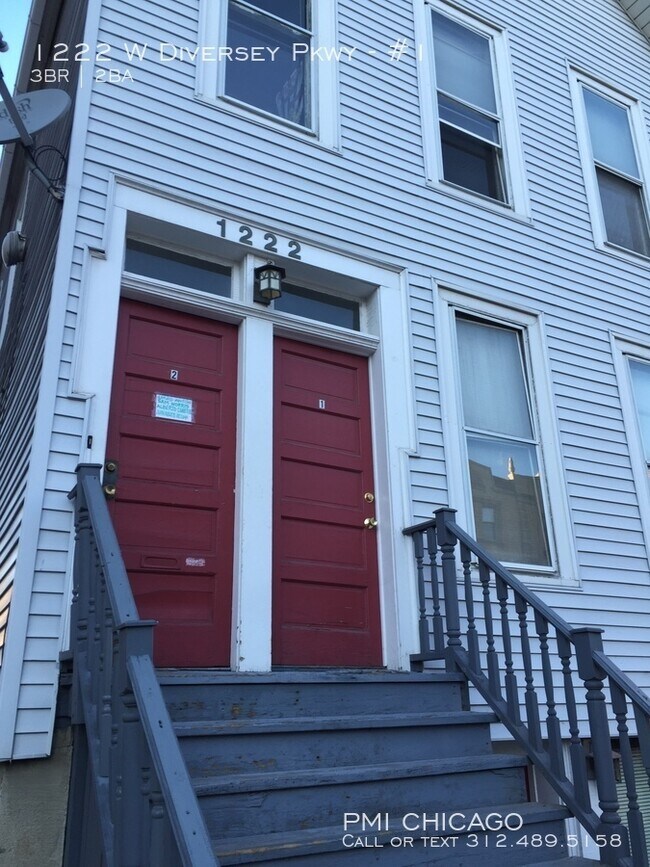 Building Photo - 1222 W Diversey Pkwy