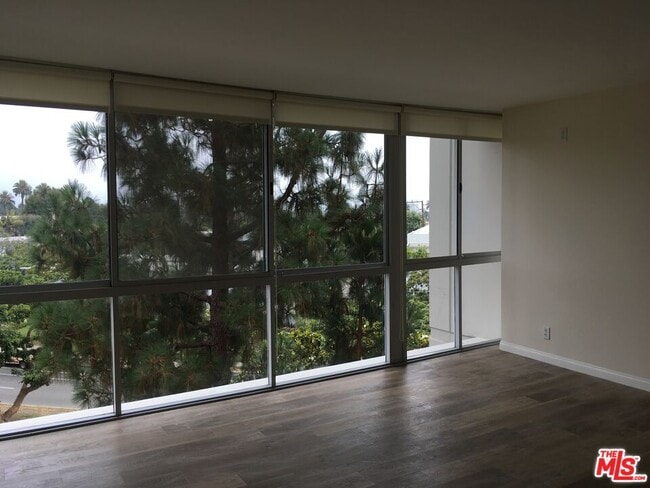 Building Photo - 201 Ocean Ave