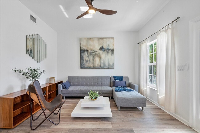 Building Photo - 10573 NW 56th Pl