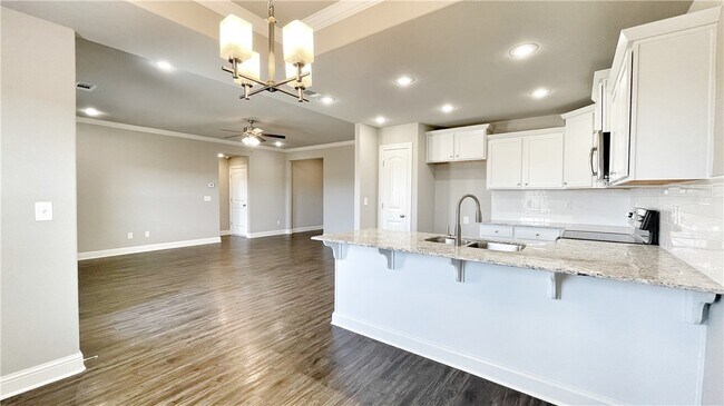 Building Photo - 1746 Charismatic Dr