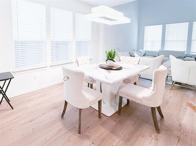 Building Photo - 253 Inlet Ln