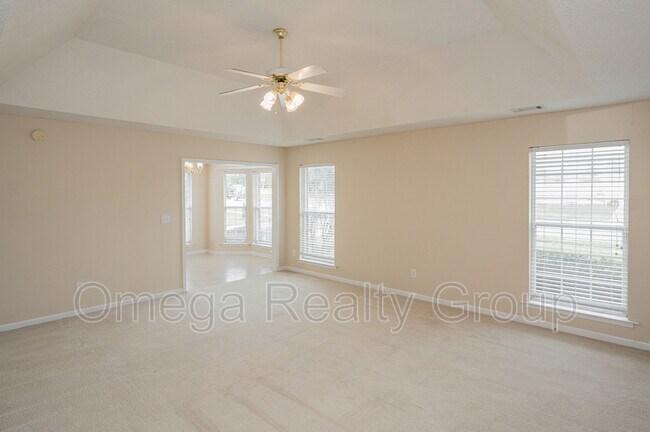 Building Photo - 6000 Aldersbrook Ct