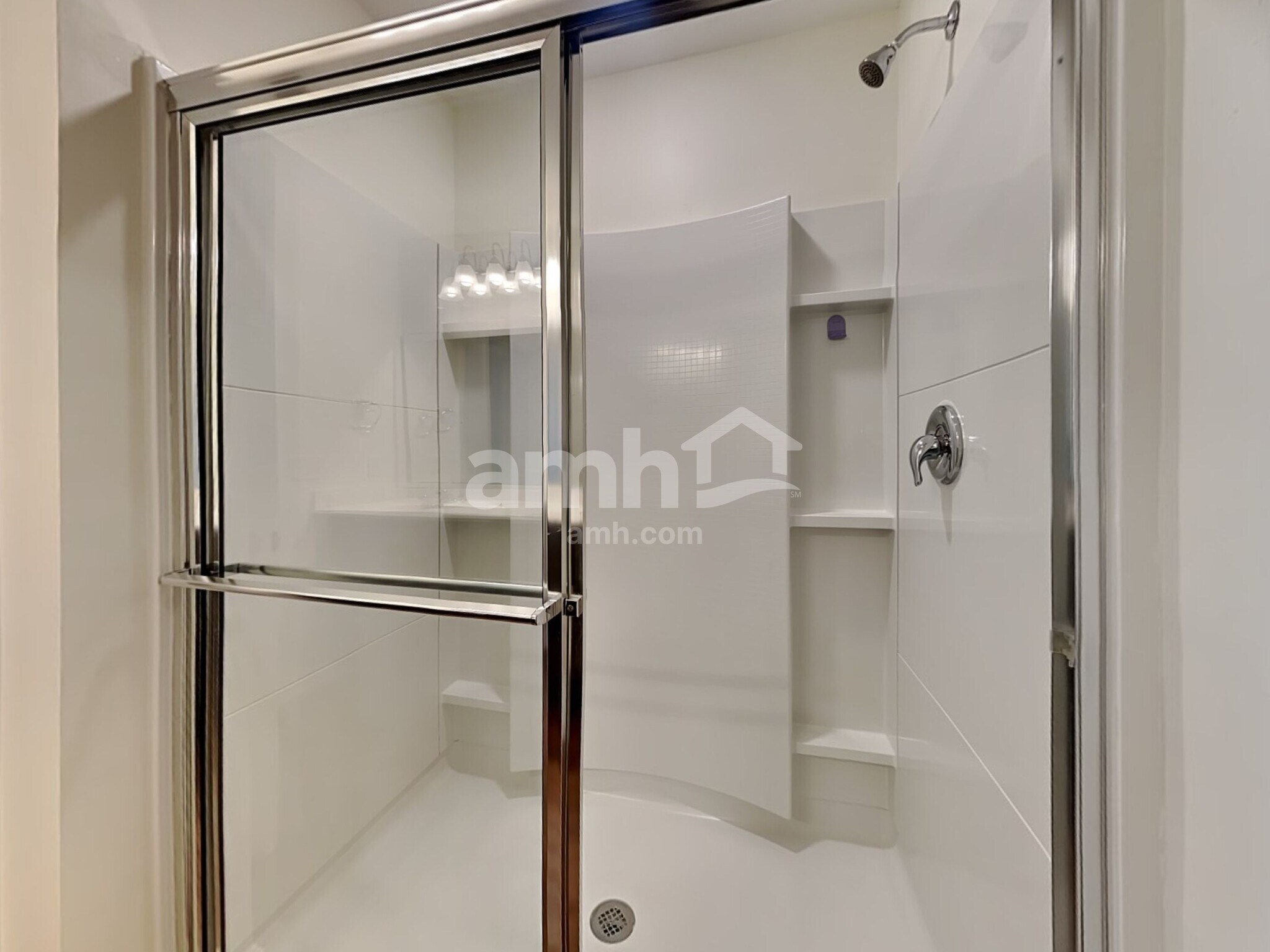 Building Photo - 200 Orion Way