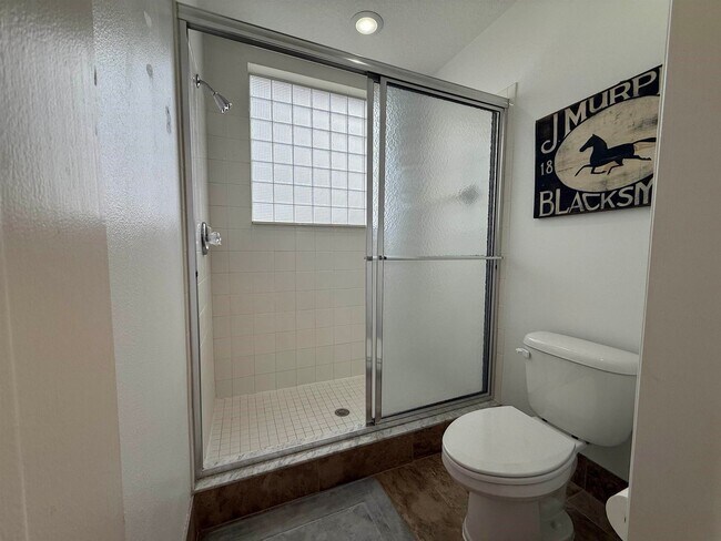 Building Photo - Located in St Augustine Shores, this 2 bed...