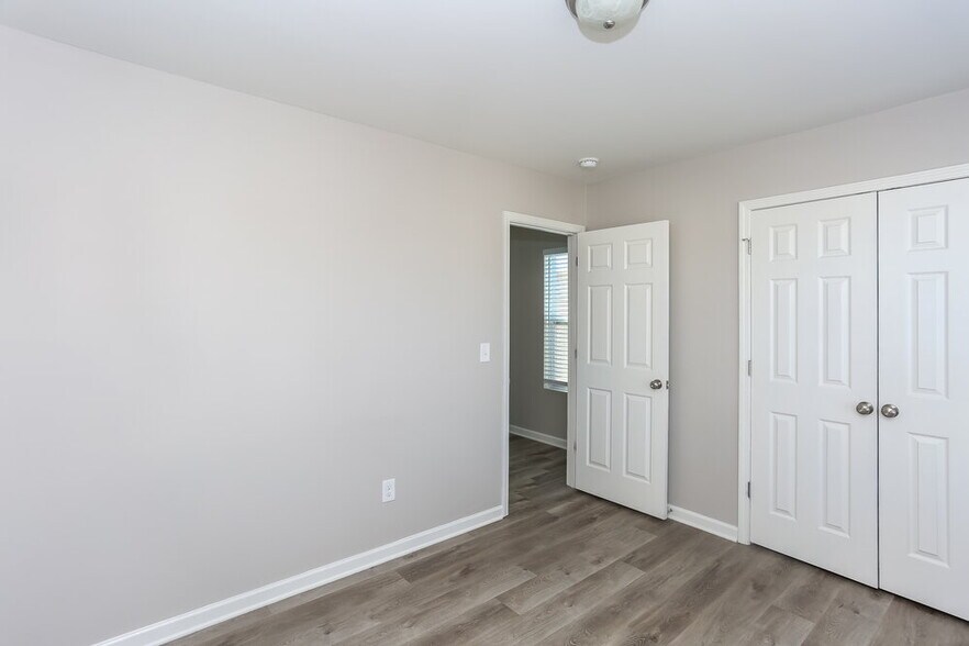 Building Photo - 6416 Brumit Ln