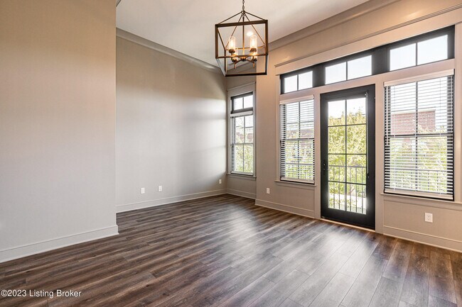 Building Photo - 10506 Meeting St