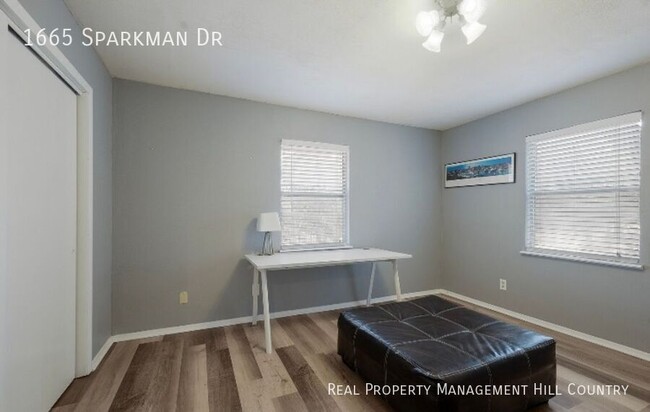 Building Photo - 1665 Sparkman Dr
