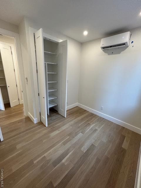 Building Photo - 157 25th St