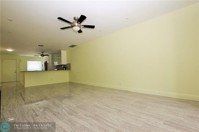 Building Photo - 20844 Vinesta Cir
