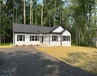 Building Photo - 387 Forest Grove Rd