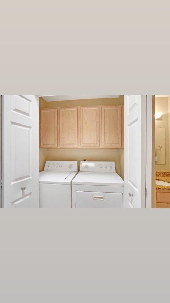 Building Photo - 4801 Irving Blvd NW