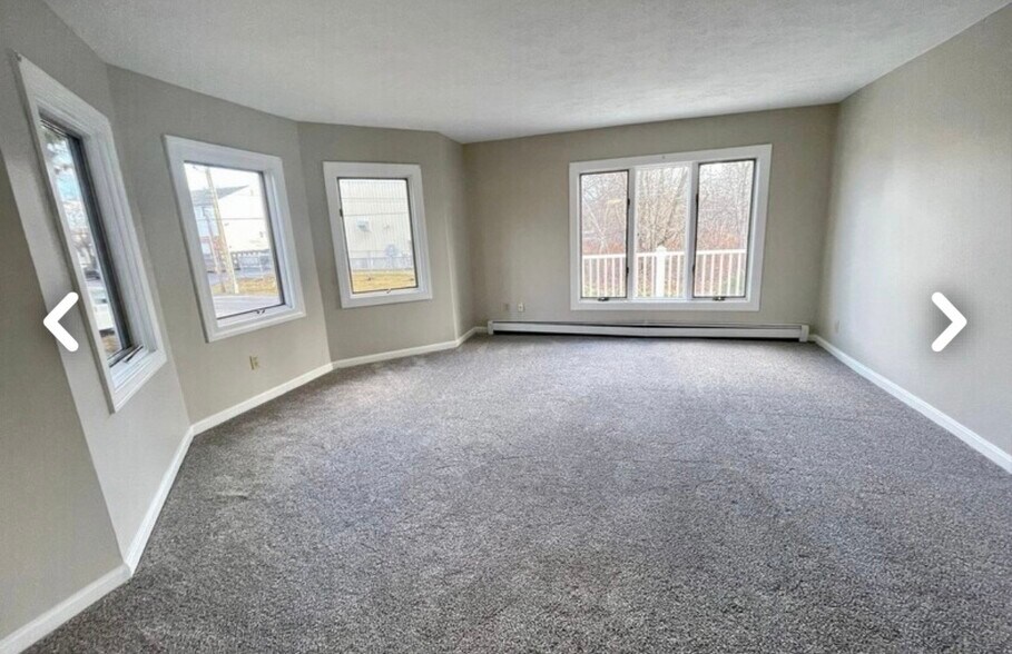 Building Photo - 73 Chambers Ave