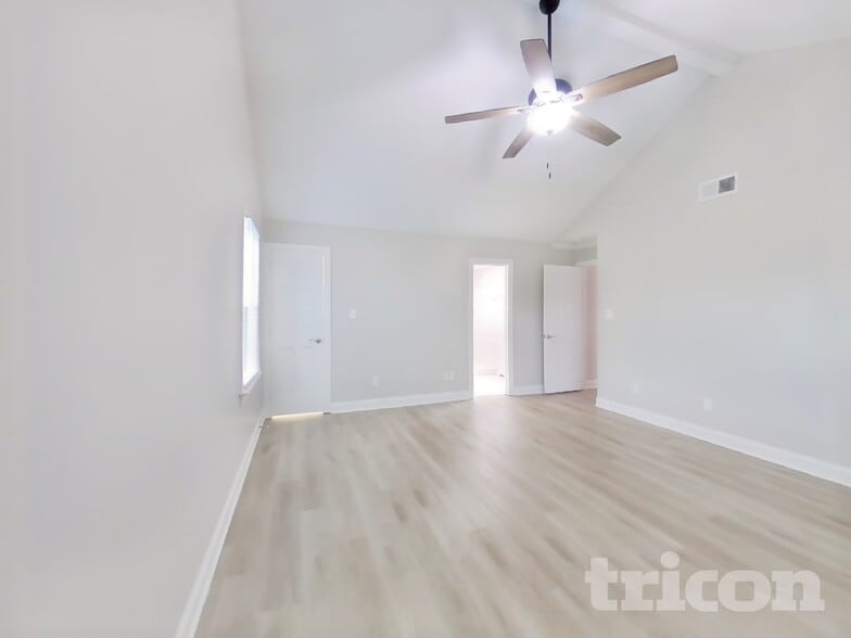 Building Photo - 2501 Haybrook Ln