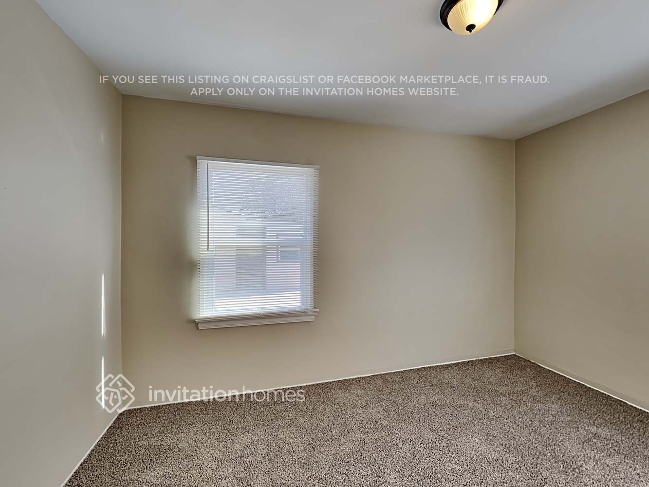 Building Photo - 6556 Beeman Ave