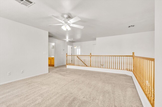 Building Photo - 75 Vallejo Verde St