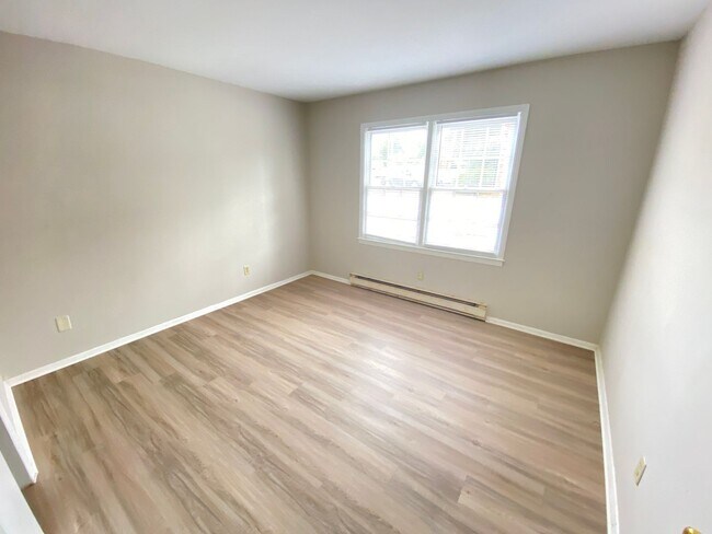 Building Photo - 2bed/1ba Apt off S Main Kannapolis close t...