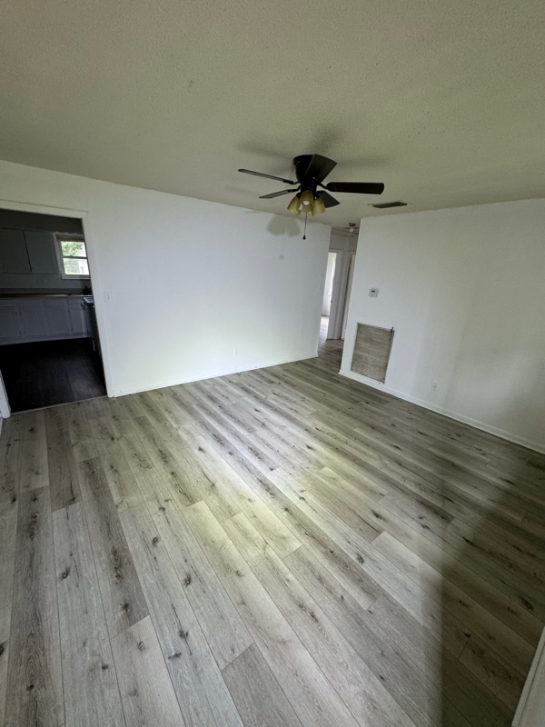 Building Photo - 1317 Hendrix Dr