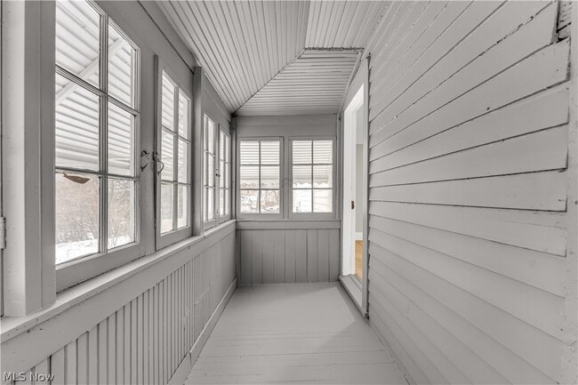 Building Photo - 1501 Botany Ave